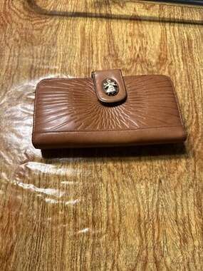 Vintage Buxton Glazed Velvet Cowhide Brown Leather Clutch Wallet with Sunburst T